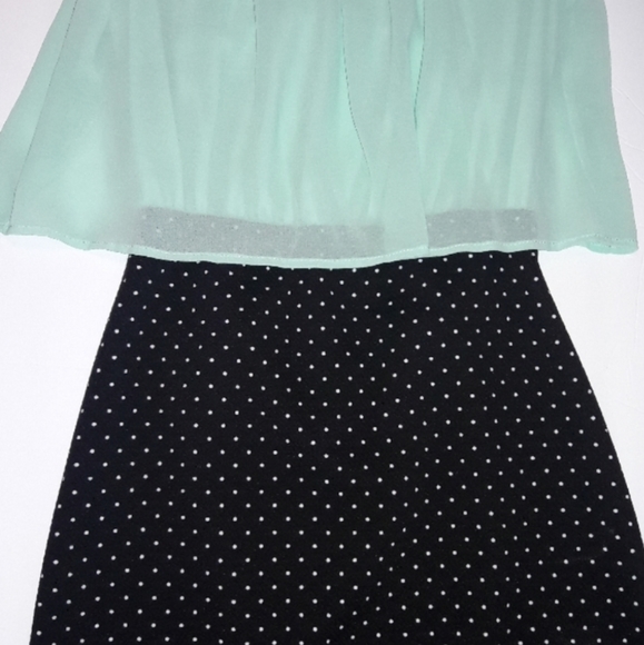 Emerald Sundae | Polka Dot Chiffon Dress - Picture 3 of 8
